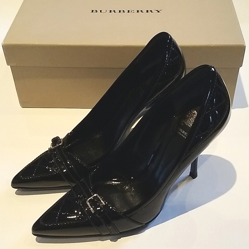Burberry Quilted Blk Patent Leather Pumps NIB 5.5